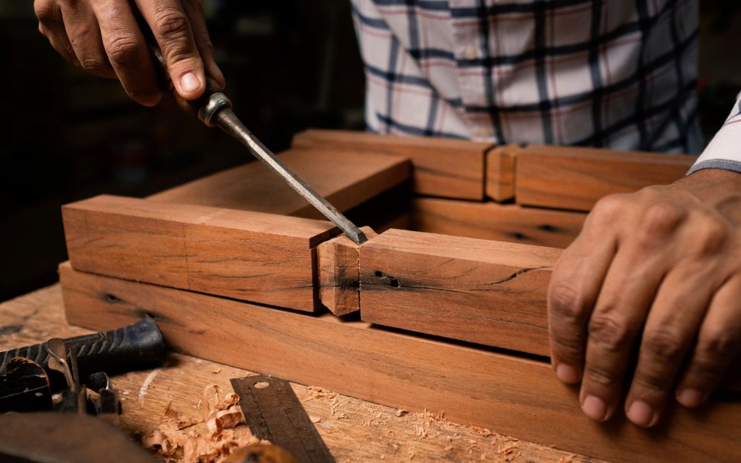 Crafting with Elegance: Traditional Hand Tool Techniques in Woodworking